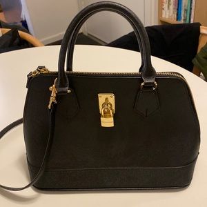 Samantha Thavasa Leather Purse